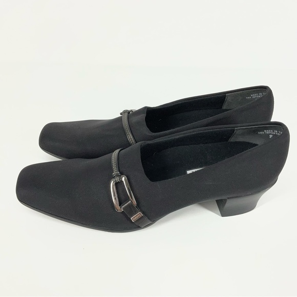 Munro Shoes - Munro American Classic Black Pumps | Womens Size 9 SS (Super Slim) Comfort Heels